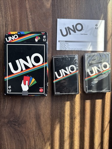 Uno Card Game - Retro Edition- 2014 - Picture 1 of 3