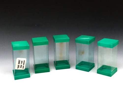 AURORA HO slot car display cubes, five, vintage, Good condition, free shipping - Picture 2 of 5