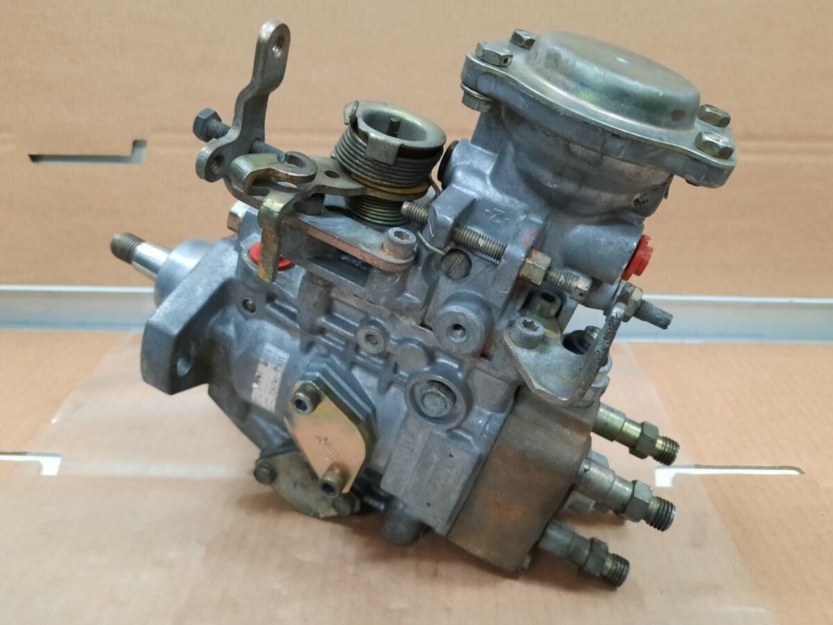 Zexel Diesel Fuel Injection Pump 104646-1801 For ISUZU 4JG2 Zexel Diesel Fuel Injection Pump 104646-1801 For ISUZU 4JG2