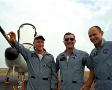 1969 NASA Apollo 12 Astronaut Crew Portrait - 8x10 Photo On 8.5x11 #2537