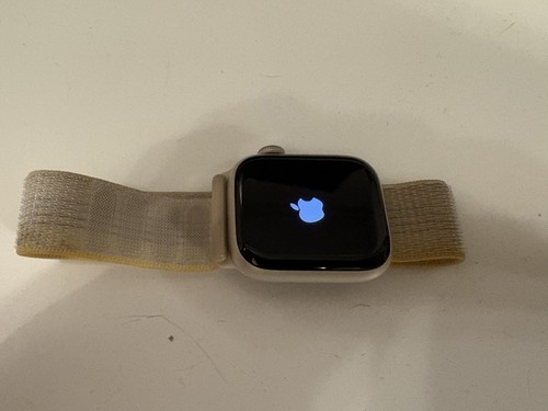 Apple Watch Series 8 41mm Galassia con Cinturino Originale - Zdjęcie 2 z 5
