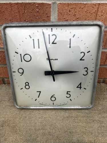 Vtg Simplex 507-109 Square Electric School Wall Clock Aluminum Industrial WORKS