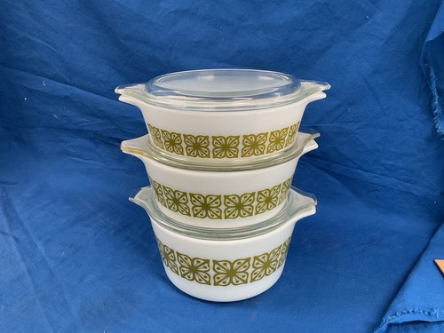 Pyrex Verde Aufläufe Schüsseln mit Deckel, 473, 472, 471, 1 Menge, 1 & 1 1/2 Pt