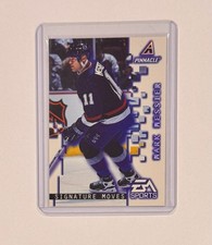 Pinnacle 1997-98 Signature Moves Mark Messier #194 Canucks NHL Hockey Card