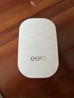 2 eero Beacon Mesh WiFi Range Extender D010001 Plug-In Access Point White.