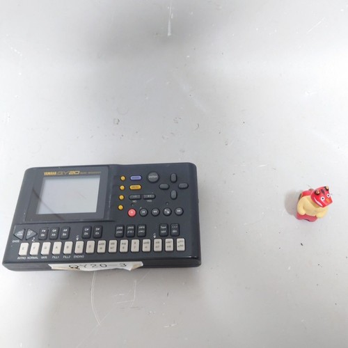 YAMAHA QY20 Music Sequencer Rhythm Machine Black Tested -Body only - Used Japan - Picture 2 of 4