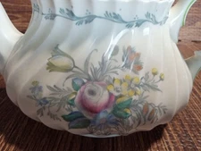 CHELSEA ROSE Royal Doulton Teapot 6" made England Vintage