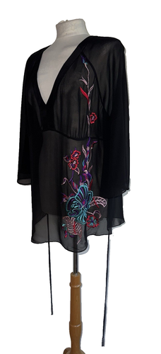 Ghost Cover Up Top Womens Large Silk Black Flora Embroidered Flared Sleeve - Picture 8 of 13