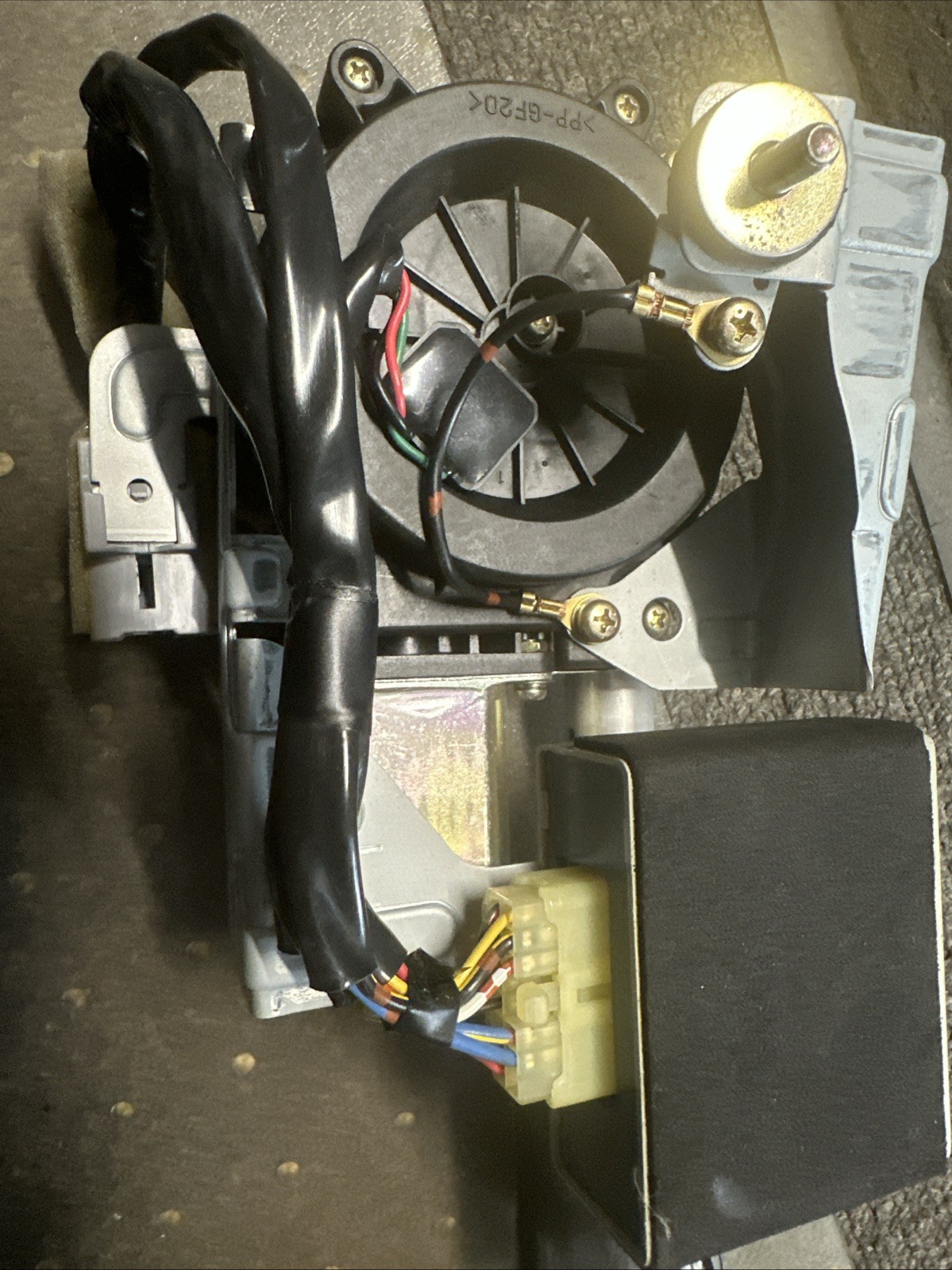 Picture 9 of 24