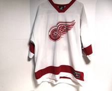 Logo Athletic Men's Red White Detroit Red Wings Darren McCarty 25 Jersey Size XL