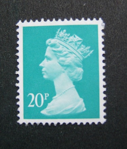 BARGAIN GB QE2 MNH MACHIN DEFINITIVE STAMPS inc REGIONALS PANES PERFINS etc - Picture 100 of 246
