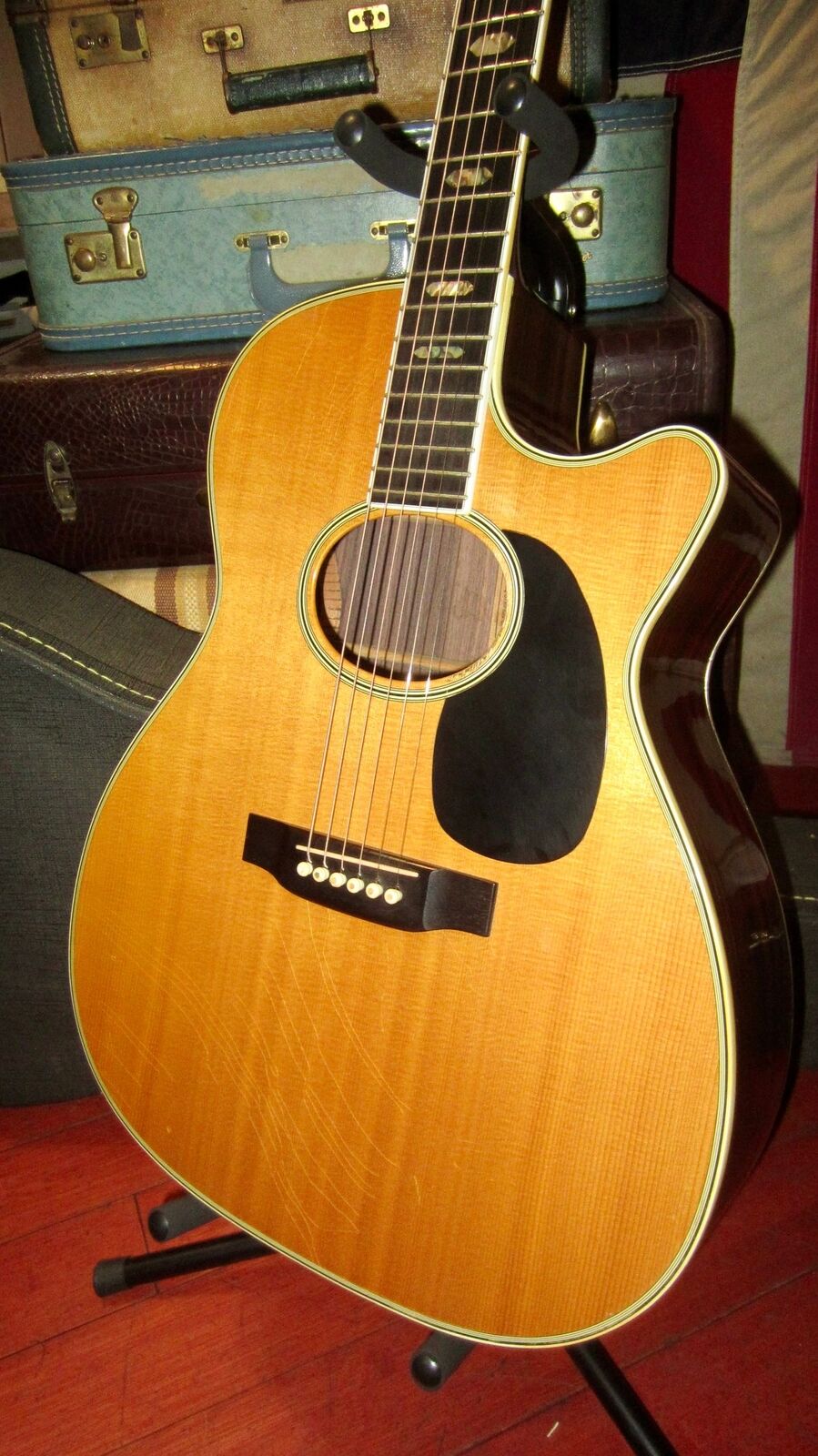 Picture 1 of 11