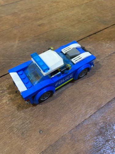 LEGO City Police Bulk Lot of Accessories Pieces Police Headquarters 7744 Car - Bild 8 von 15
