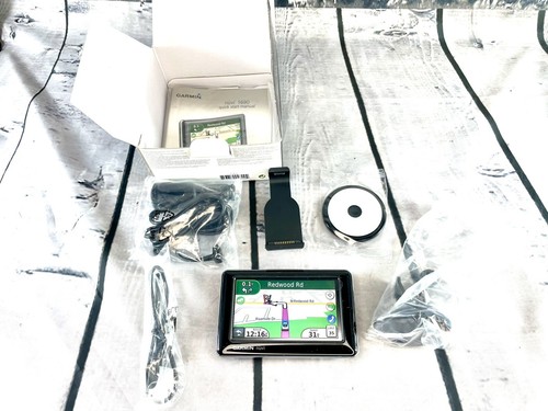 Garmin Nuvi 1690 nuLink 4.3" Portable Bluetooth Wireless Navigator 1SU083054 NEW - Picture 7 of 7