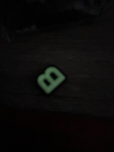 Assorted LARGE LOT (60) RUBBER CROC GLOW IN THE DARK CHARMS LETTERS NUMBERS - Picture 2 of 7