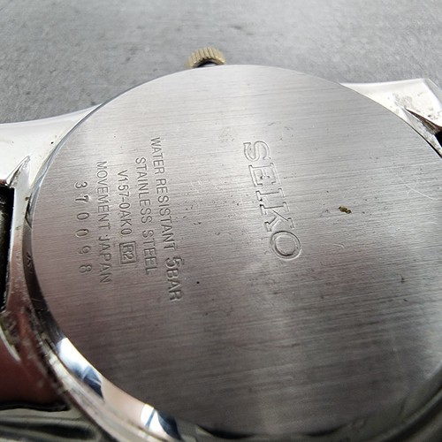 Seiko Solar Watch Men 40mm Gray Dial Two Tone Date V157-0ak0 Runs - Picture 11 of 12