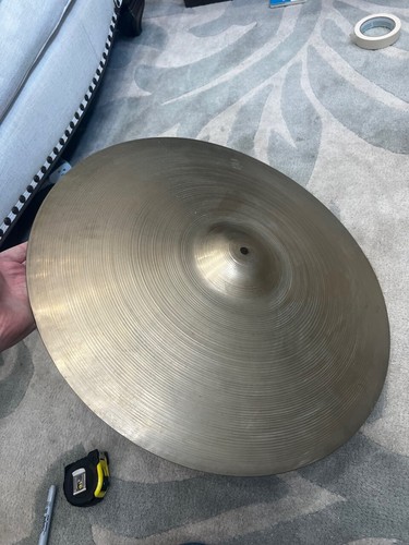 Platillo de paseo vintage años 60 Zildjian EE. UU. 22" 3653 g ¡excelente estado! - Imagen 7 de 7