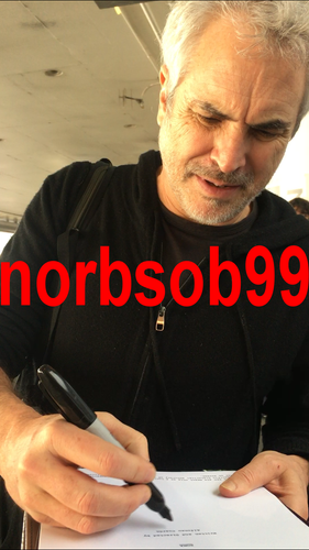 ALFONSO CUARON SIGNED ROMA FULL 136 PAGE SCRIPT w/EXACT PROOF & BECKETT BAS COA - Picture 2 of 4