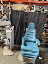 Woodlyn Chair and Stand-Good Condition!