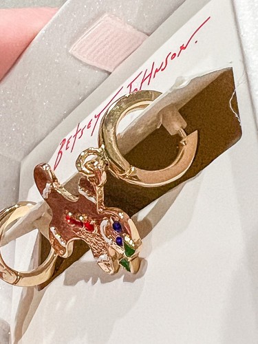 BETSEY JOHNSON Gingerbread Huggy Hoop Earrings NEW Christmas Gold Toned 1.25” - Picture 5 of 5