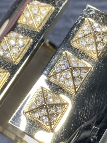 Vintage Victoria’s Secret gold tone Rhinestone Wide hinged bracelet Sz Small - Picture 3 of 9