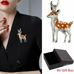 Christmas-Enamel-Crystal-Sika-Deer-Reindeer-Animals-Brooch-Pin-Women-Party-Gift