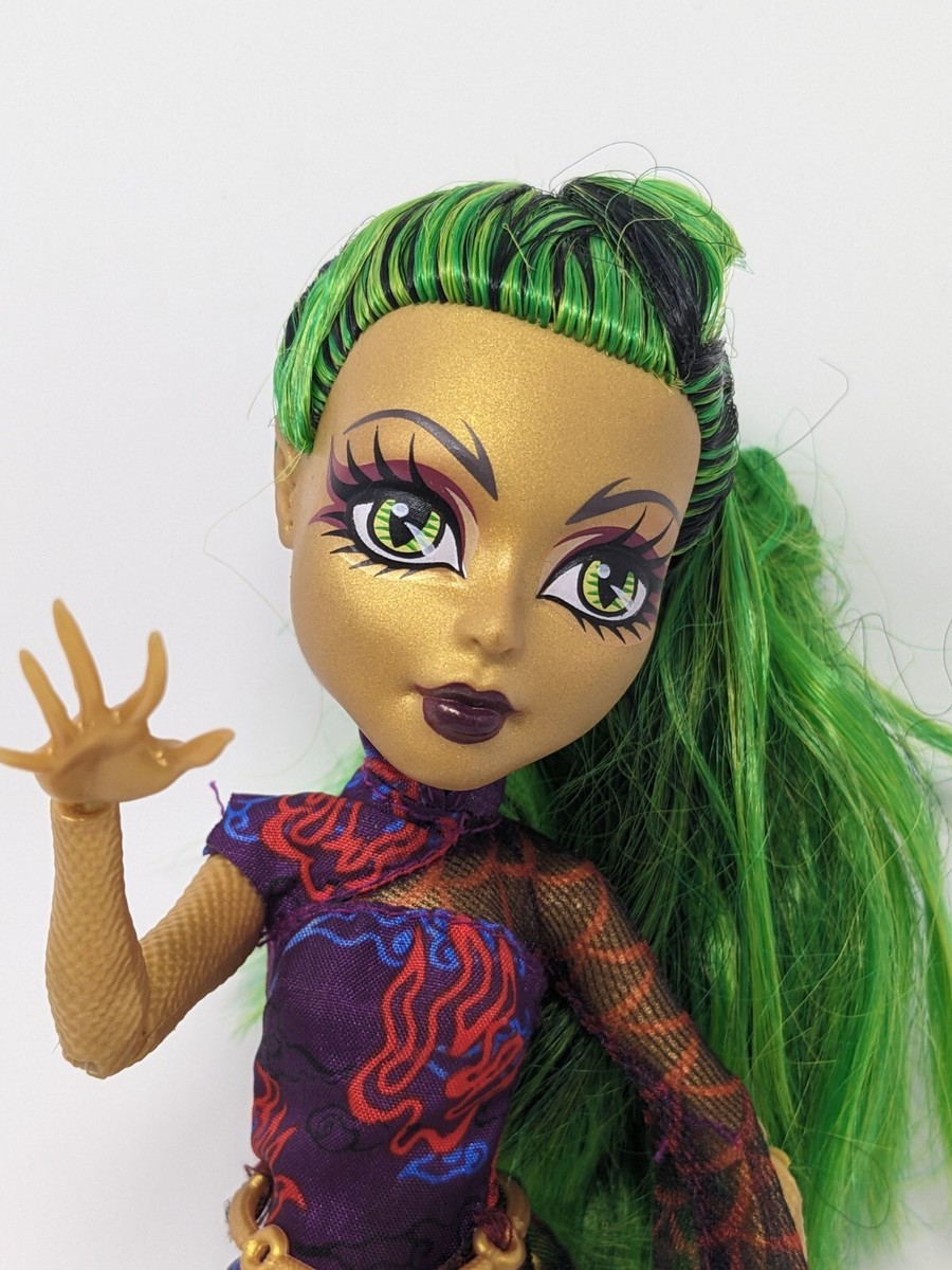 モンスターハイ ドール ジナファイア ロン ドル Jinafire Long Amazon.com: Monster High 2024 Fang Vote Jinafire Long Doll