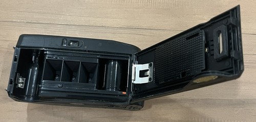 Trilogy 3D 1000 Point and Shoot Film Camera - Picture 5 of 5