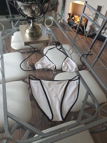 Black & White Bikini ...🖤... Bottoms Size 12 - Picture 3 of 9