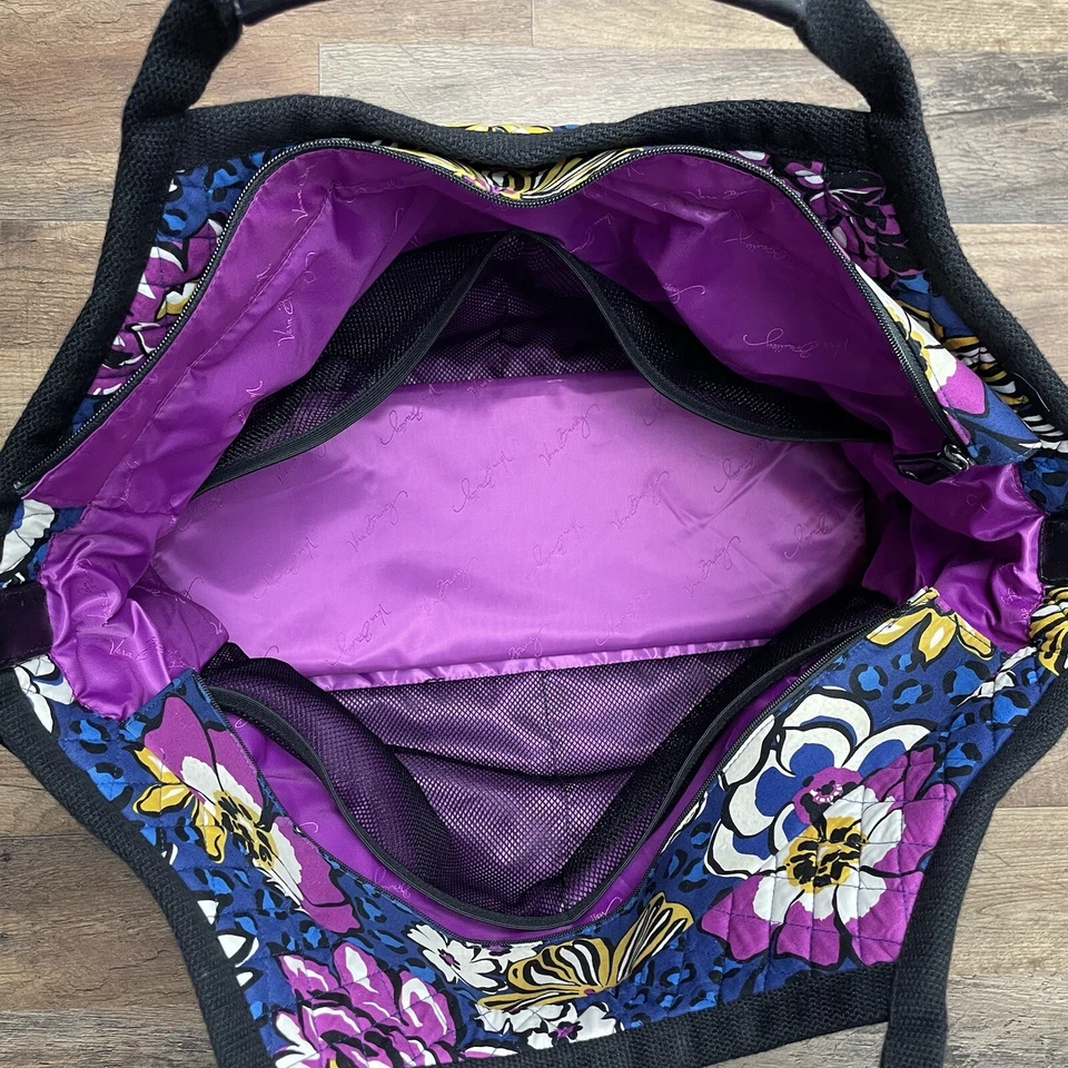 Vera Bradley Travel Bag Carryall African Violet Shoulder Strap 20"x27" EUC - Image 4 of 4