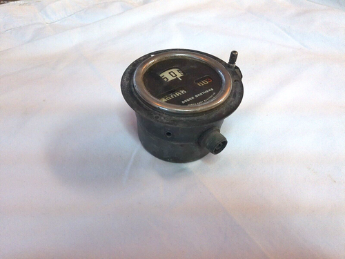 VINTAGE 1920's DODGE BROTHERS SPEEDO NORTHEAST ELECTRIC CO. TYPE 3850-526 - Picture 3 of 9