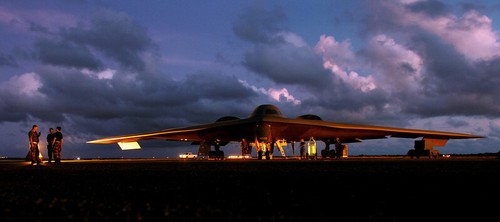 B-2 SPIRIT BOMBARDERO SIGILOSO SOLAPA SOMBRERO PIN UP PRIMER VUELO FUERZA AÉREA DE EE. UU. TRIPULACIÓN PILOTO 1 - Imagen 14 de 24