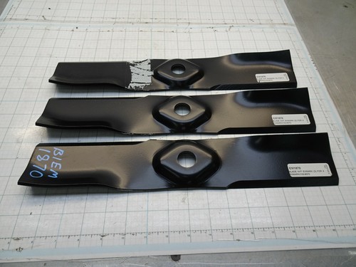 XHT B1EM1870 16-1/4" L 15/16" CH Fit Exmark 103-8370 46" Cut 3 Blades  - Bild 1 von 2