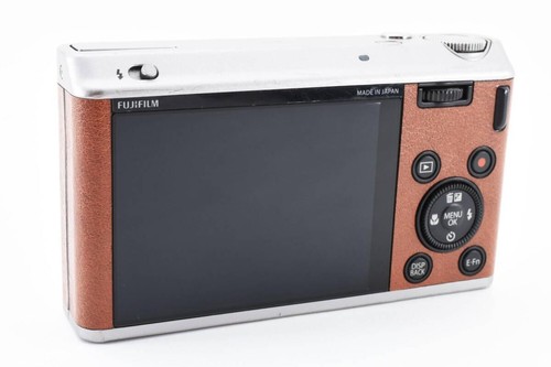 Fujifilm XF1 X Series Compact Digital Camera 12.0MP Brown with battery - Picture 6 of 9