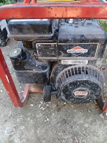 generac petrol generator Spares Or Repairs - Picture 2 of 4