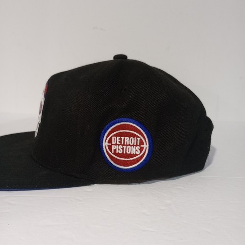 Mitchell & Ness Black NBA Detroit Pistons Snapback - Picture 2 of 8