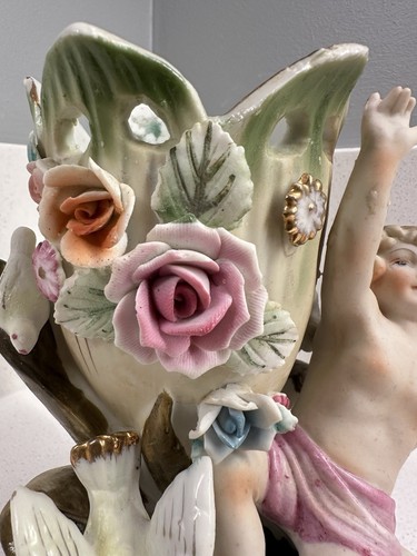 Meissen porcelain figurine of Cupid cherub - Picture 7 of 20