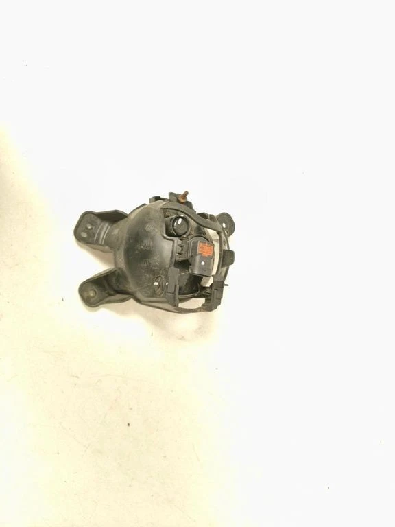 Chevrolet Trax 2013 Right front bumper fog light OER6285 - Image 3 of 4