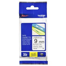 Brother Schriftbandkassette TZE-221 weiß/schwarz 9 mm