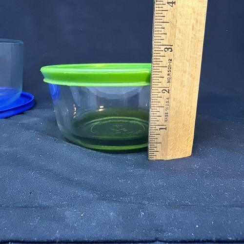 Vintage Set  3 Colorful Pyrex  Glass Food Storage Containers, 7, 2 & 1 Cup EUC - Picture 8 of 18