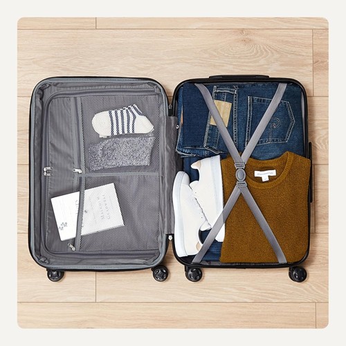 Amazon Basics 21" Hartschalen Handgepäck Koffer mit Spinner Rollen in Schwarz - Bild 4 von 6