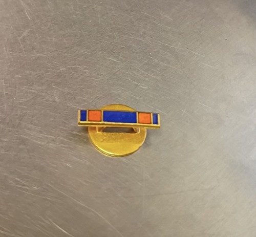 Vintage US Air Medal Award Lapel Pin Button Hole