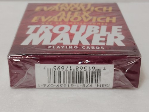 Trouble Maker Graphic Novel by Janet Evanovich - Picture 4 of 4