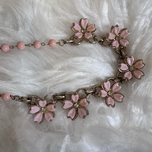 Collana girocollo vintage 1950 metà secolo perle finte fiori rosa perline - Foto 3 di 7