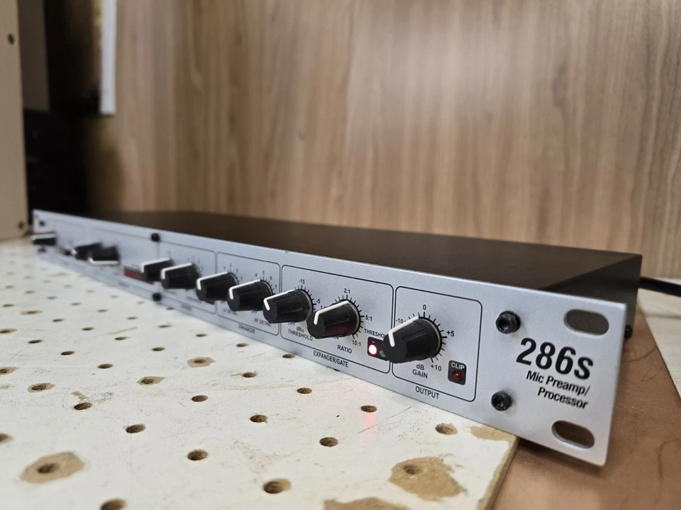 dbx 286s Mikrofonvorverstärker & Kanalzug, Kompressor,De-Esser,Enhancer,Expander - Bild 4 von 4