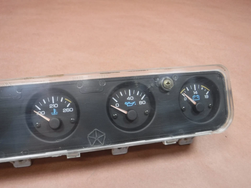 Jeep Wrangler YJ 92-95 Dash Instrument Center Gauge Cluster 56004888 Free Ship - Image 2 of 4