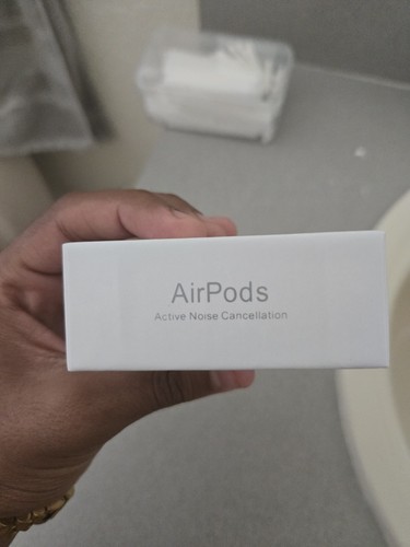 AirPods 4ème génération - Photo 3 sur 3
