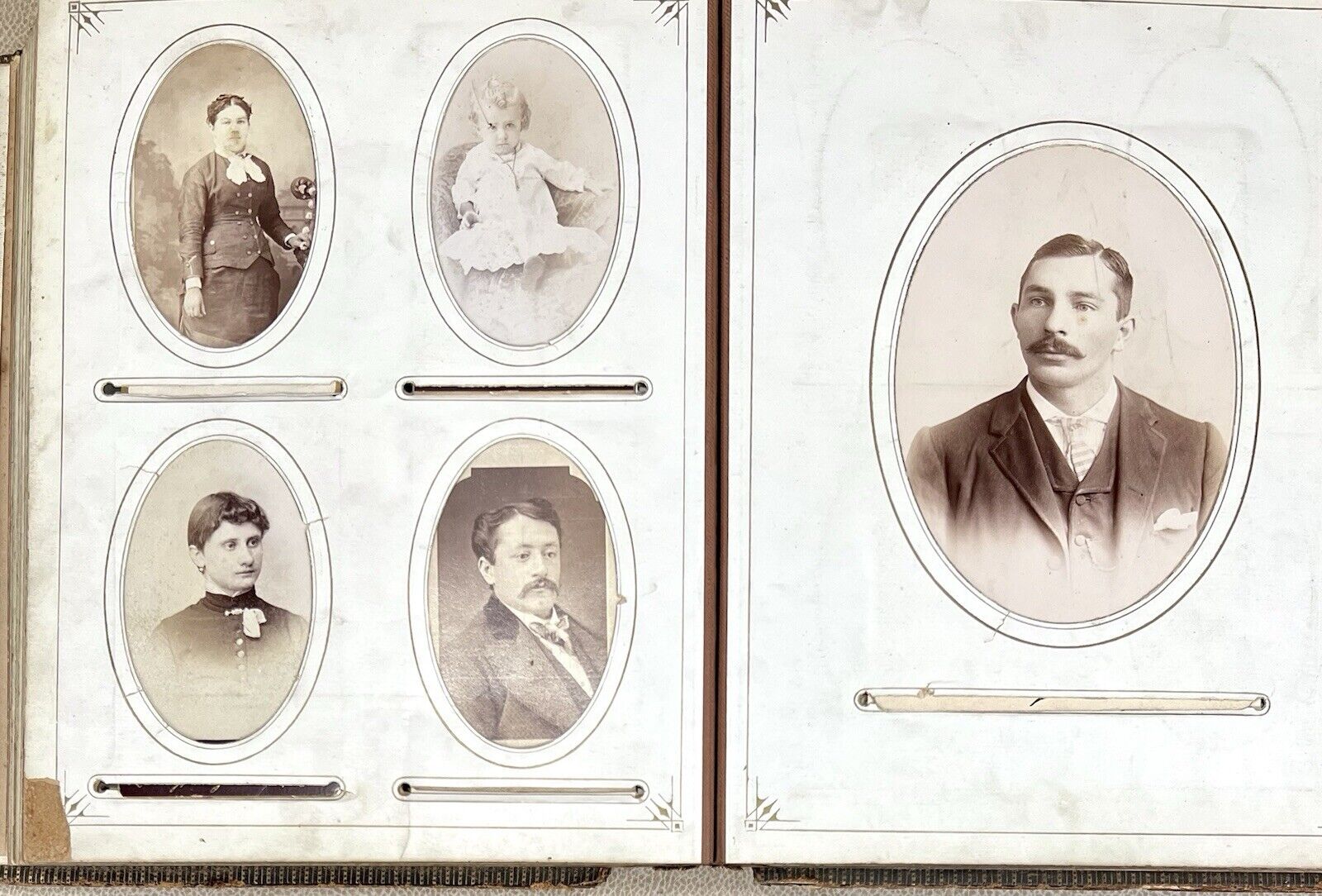 Picture 19 of 24