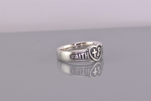 Anillo JNR Plata Esterlina PUREZA FE Corazón Elevado Cruz Llavero 925 Talla: 7.5 - Imagen 2 de 8