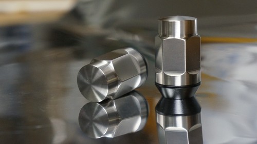 20pcs set Titanium Lug Wheel Nut 12x1.5 12x1.25 HEX19 60deg Floating Seat - Picture 4 of 6